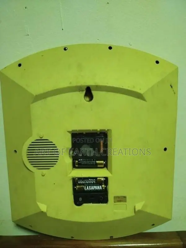 Citizen Melody Chime Wall Clock