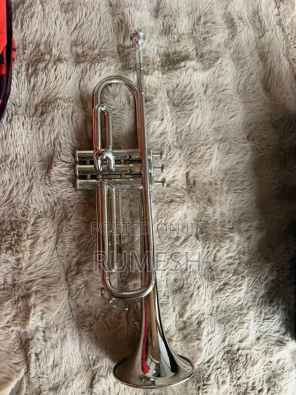 Yamaha YTR 1310 Trumpet