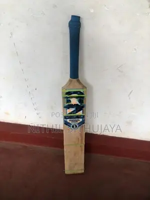 Tennis Bat