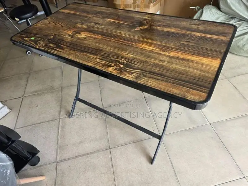 New Folding 4 X 2 Feet Table