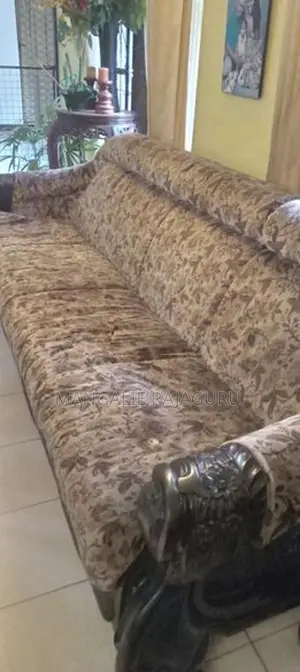 don_corolis Mahogani 6 Pieces Sofa Set .