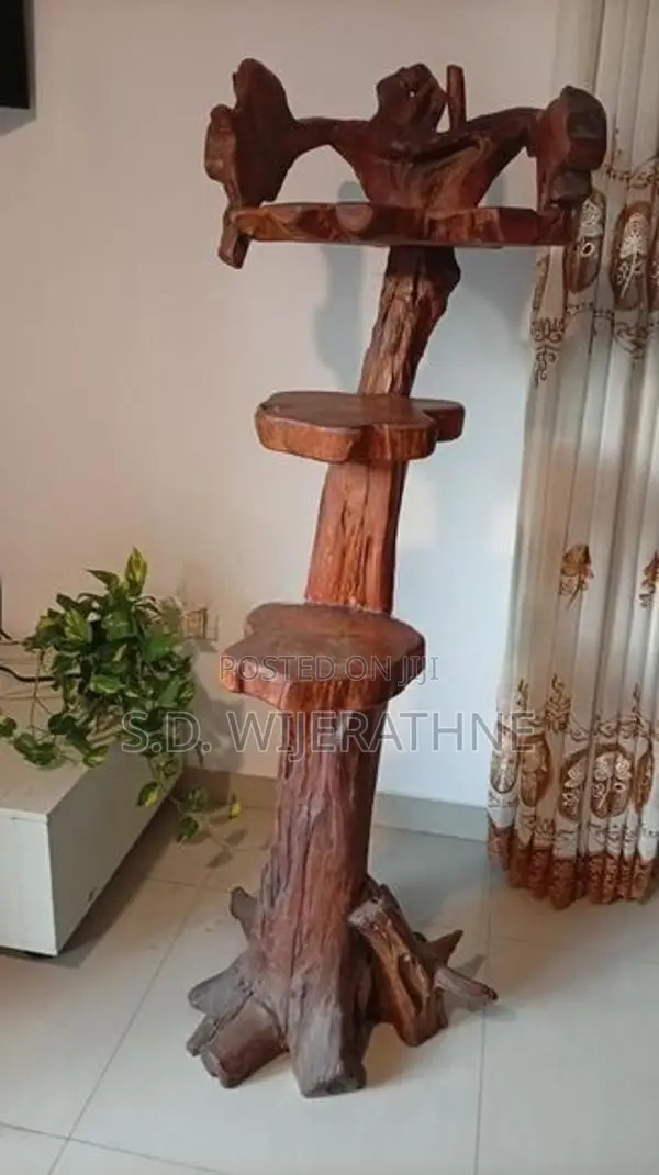 Wooden Stand එකක්