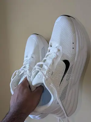 Nike Zoom Pegasus Running Shoes Size 46