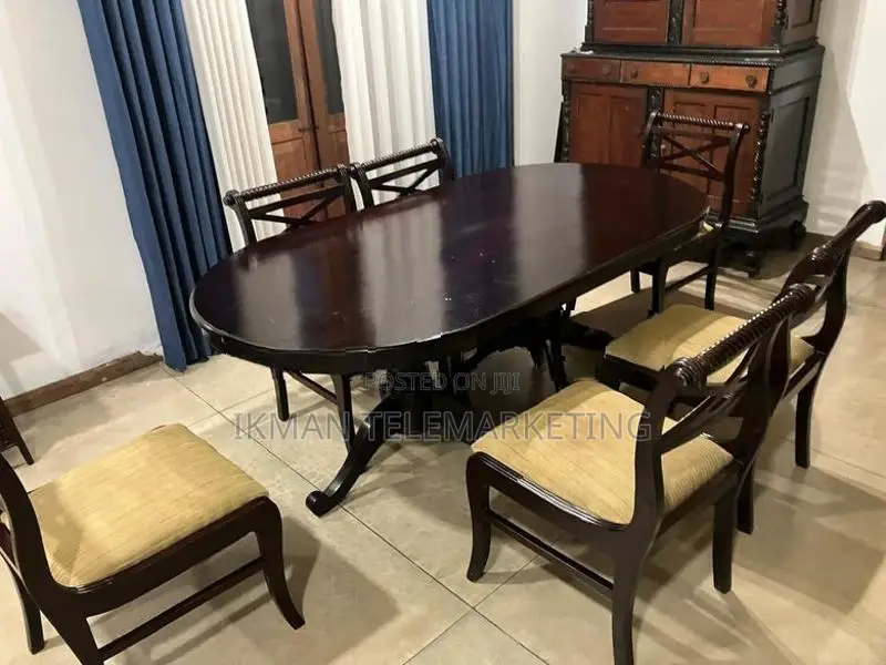 Table with 6 Chairs
