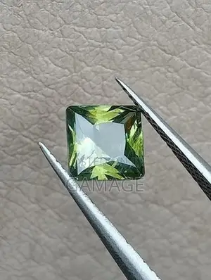 Natural Green Zircon Healing Gem Stone
