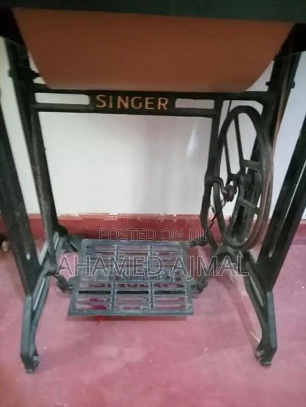 Singer Sewing Machine