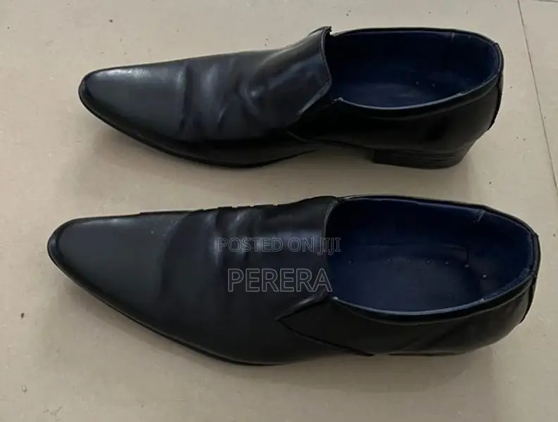 Used Leather Formal Shoes Size 41