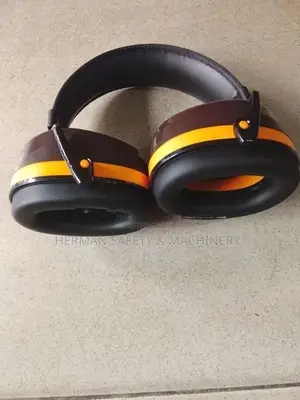 INGCO Industrial Protective Earmuff – HERMAN HT 1447