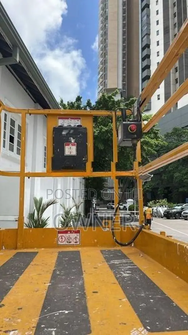 Scissor Lift