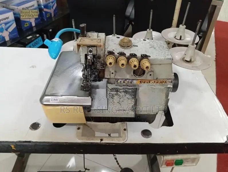Siruba 5 Thrand Overlock Machine