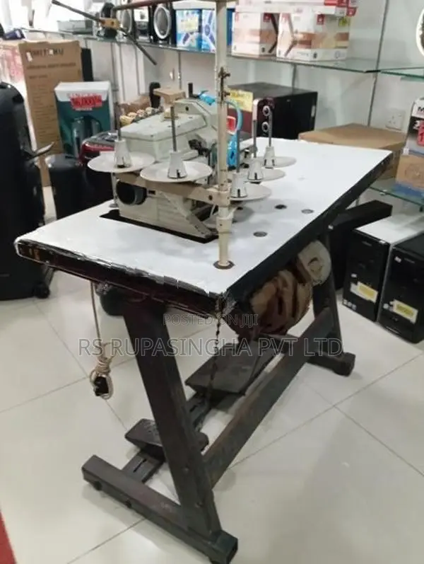Siruba 5 Thrand Overlock Machine