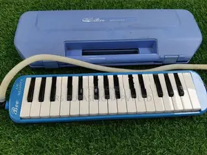 Bee Melodica