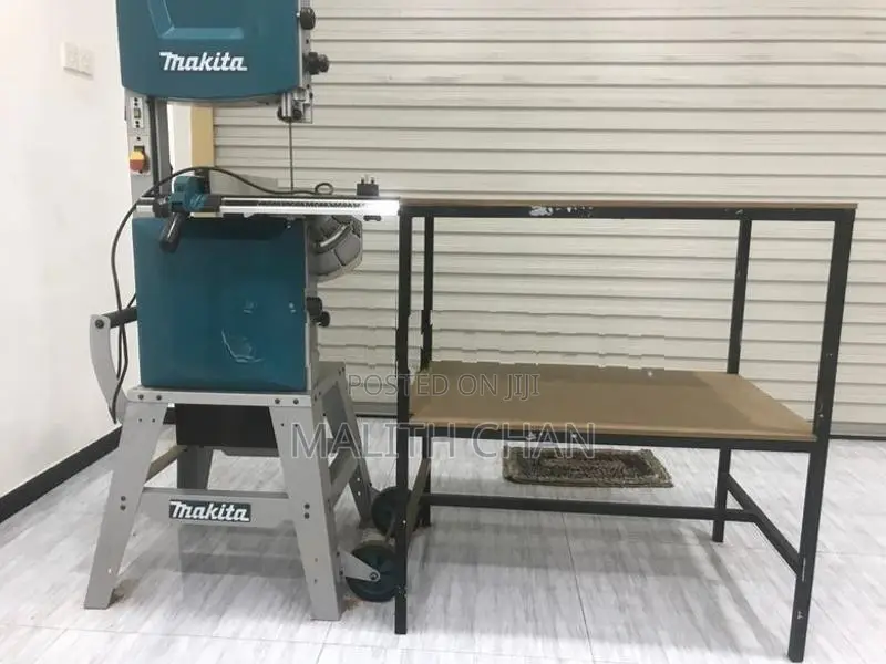 Band Saw Machine