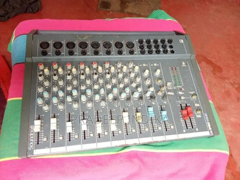 Soundcraft Spirit Folio 12/2 Mixer