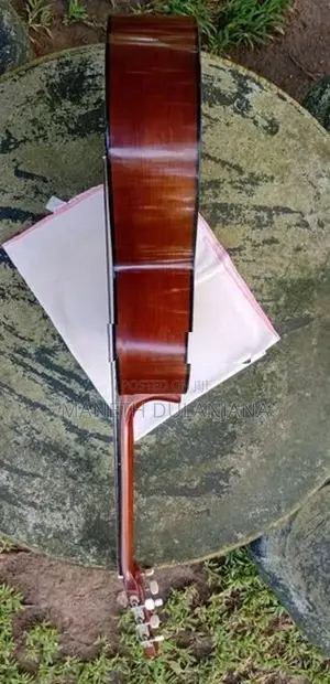 Yamaha C40 Guitar