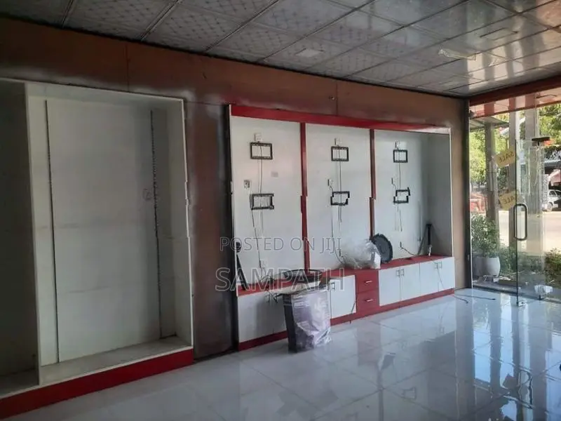 Showroom Display Rack