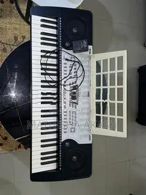 Olan 61-Key Multifunctional Digital Electronic Keyboard