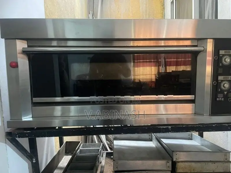 Gas Oven (2 Trays)