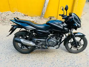Bajaj Pulsar 150 2013 Black