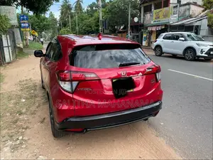 Honda Vezel RS 2017 SUV (Used)