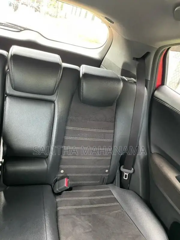 Honda Vezel RS 2017 SUV (Used)