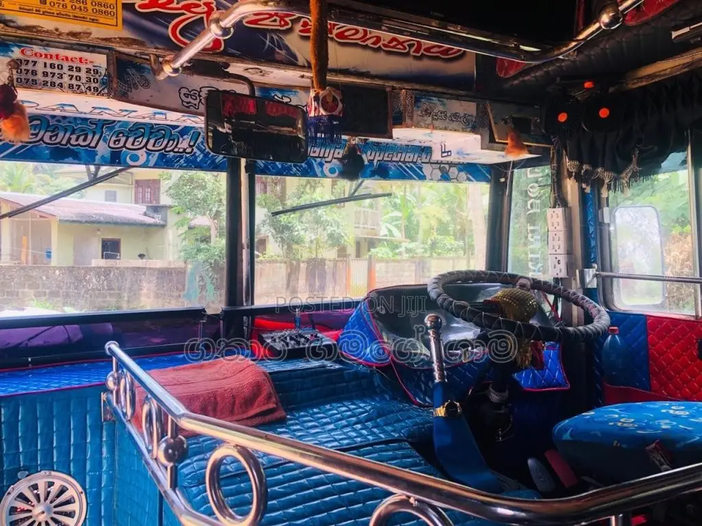 Ashok-Leyland Leyland 2014 Bus (Used)