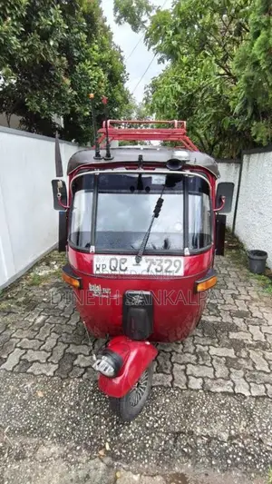 Bajaj 2 Stroke 2005 Three Wheel (Used)