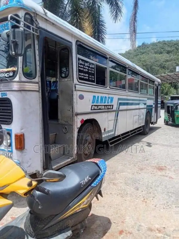 Ashok-Leyland Ashok Leyland Viking 2012 Bus (Used)
