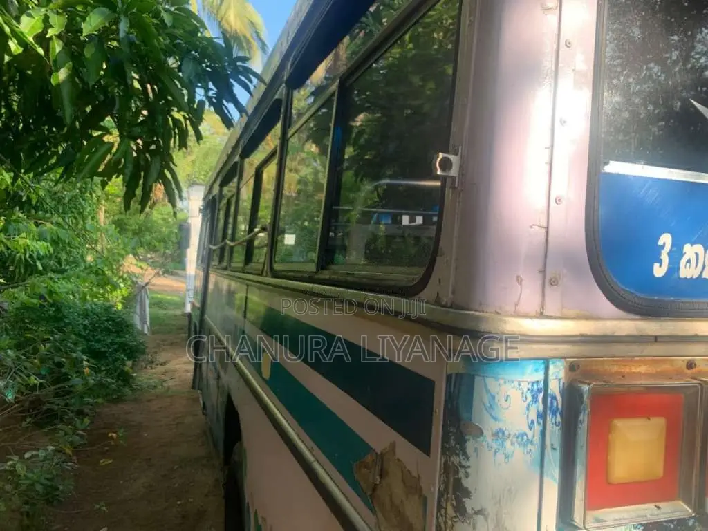 Ashok-Leyland Leyland 1991 Bus (Used)