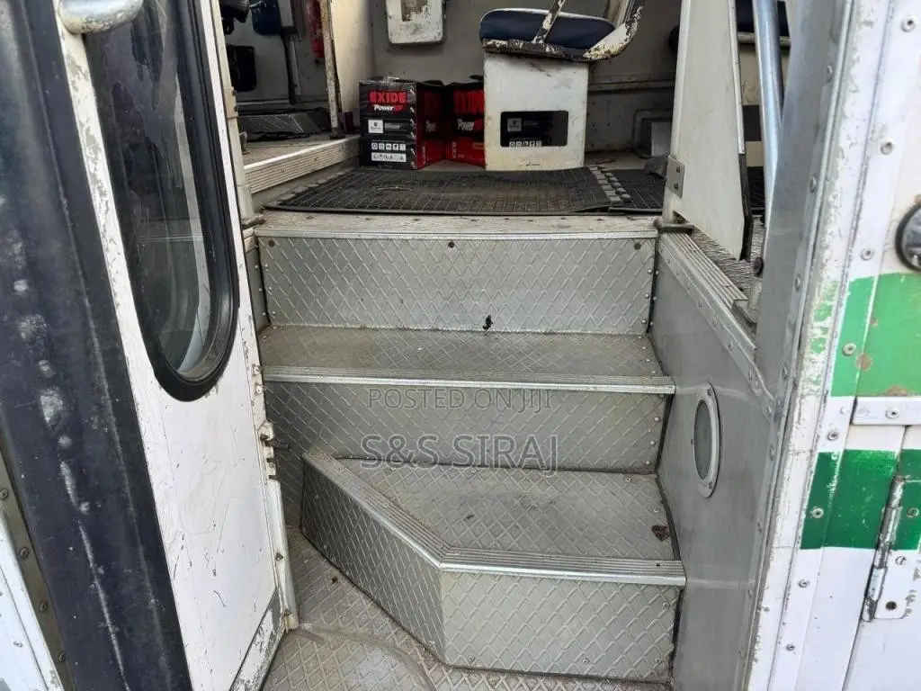Ashok-Leyland Ruby 2004 Bus (Used)