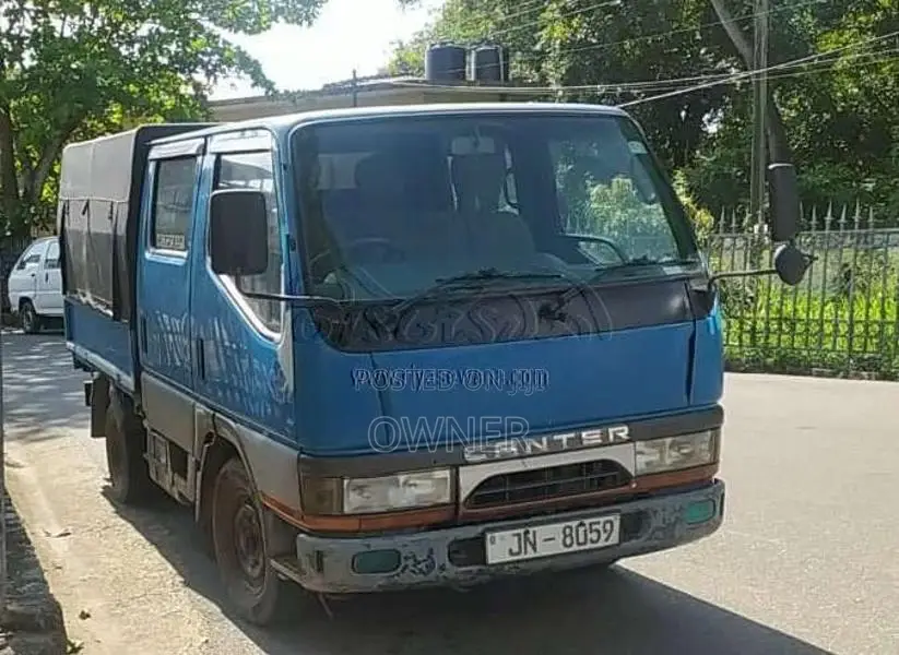 Mitsubishi Canter 2004 Crew Cab (Used)