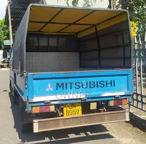 Mitsubishi Canter 2004 Crew Cab (Used)