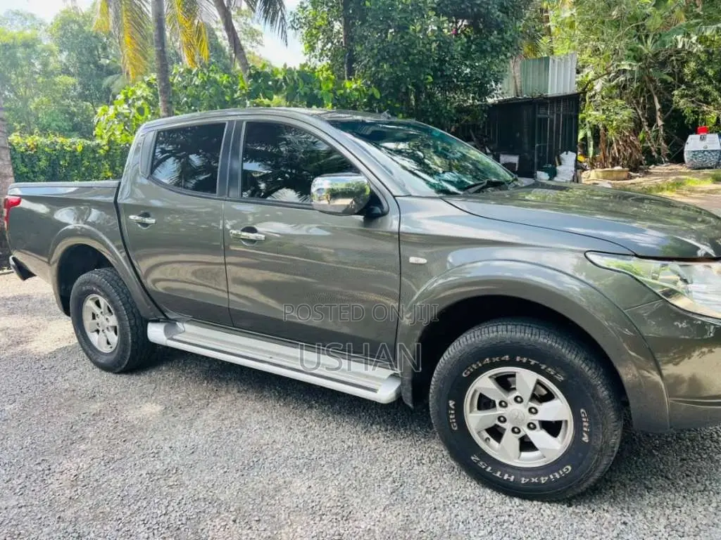 Mitsubishi L200 2017 Pickup (Used)