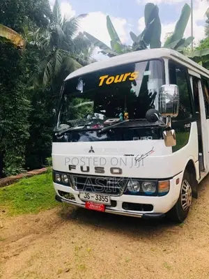 Mitsubishi Rosa 2001 Bus (Used)