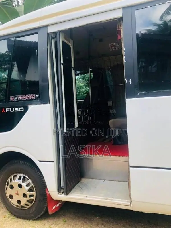 Mitsubishi Rosa 2001 Bus (Used)