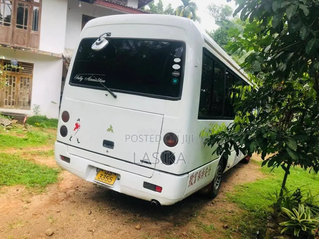 Mitsubishi Rosa 2001 Bus (Used)