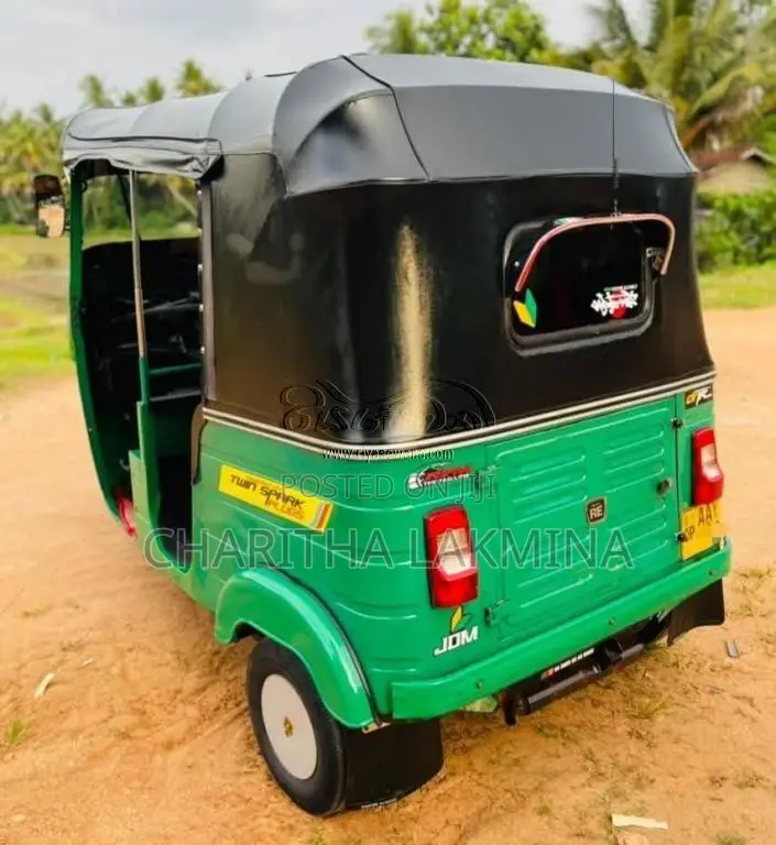 Bajaj RE 2015 Three Wheel (Used)