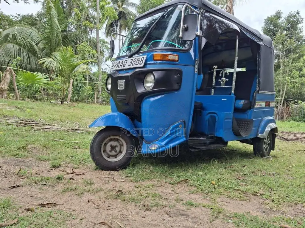 Bajaj RE 2014 Three Wheel (Used)