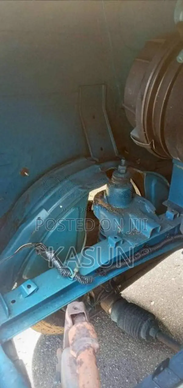 Bajaj 4 Stroke 2015 Three Wheel (Used)