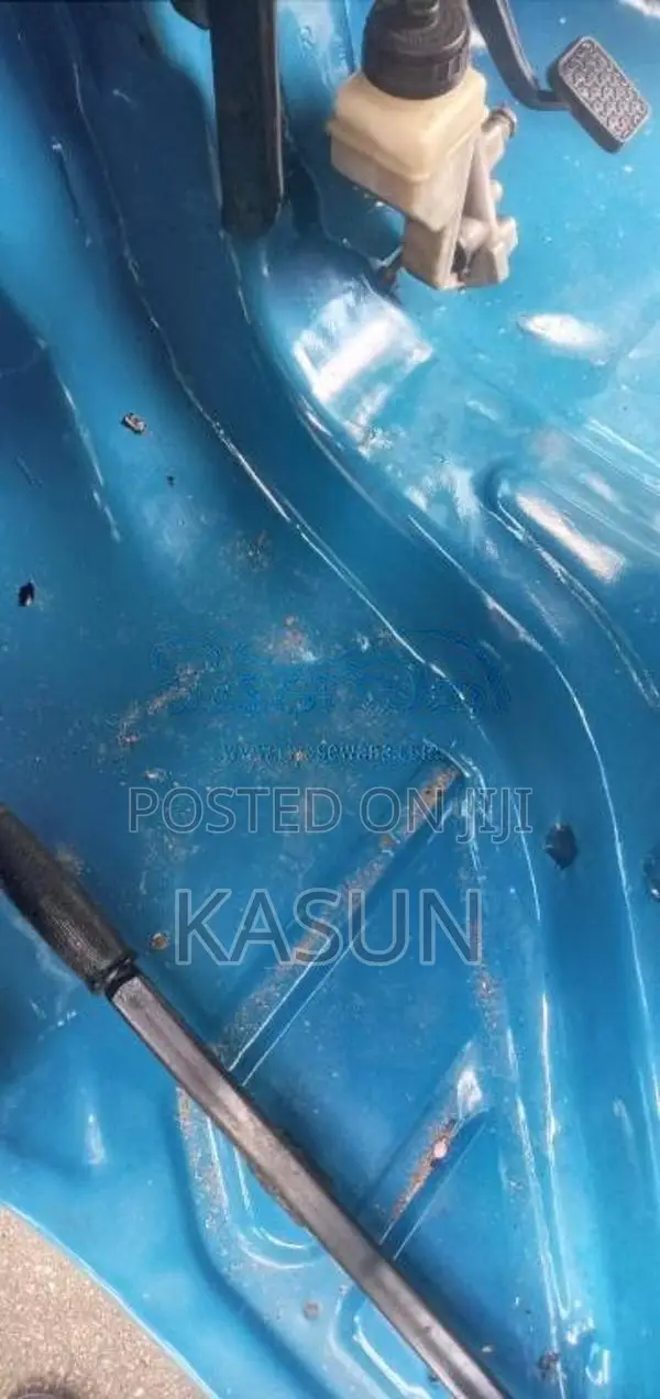 Bajaj 4 Stroke 2015 Three Wheel (Used)