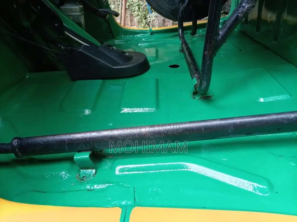 TVS King 2011 Three Wheel (Used)