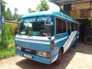 Toyota Coaster 1988 Bus (Used)