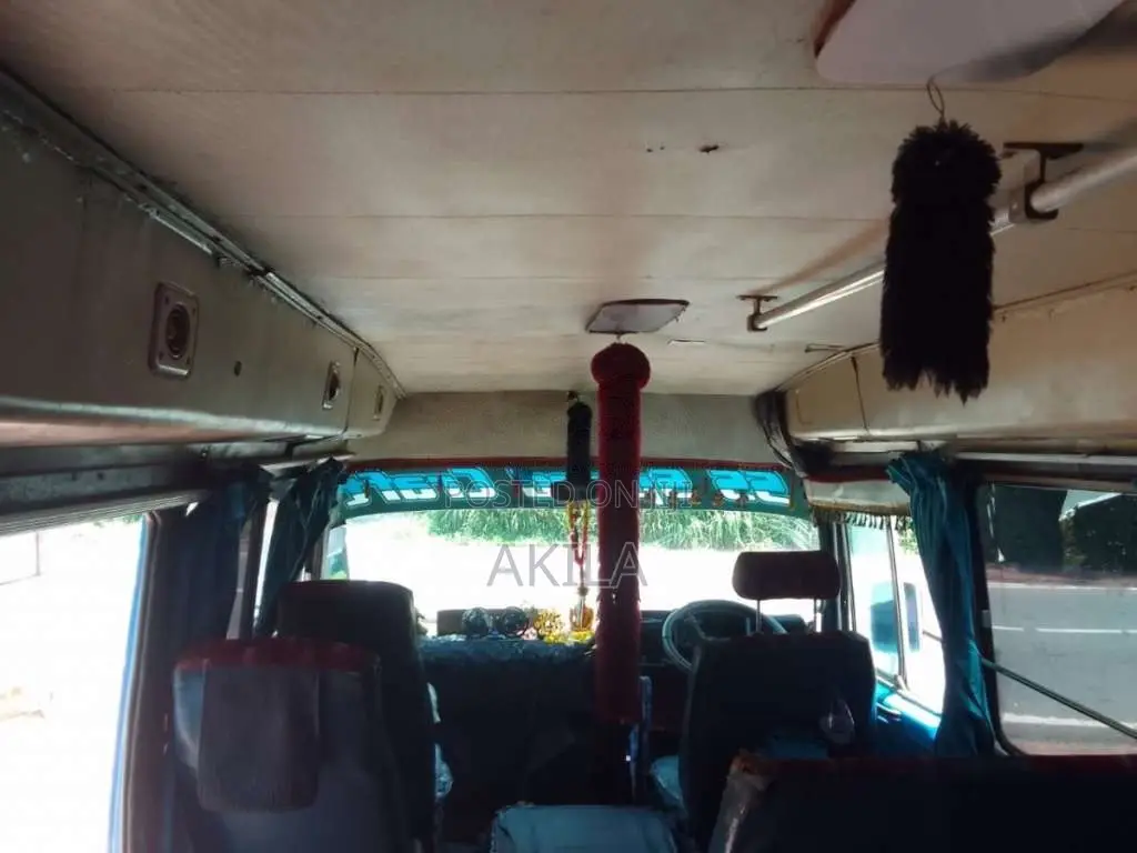 Toyota Coaster 1988 Bus (Used)