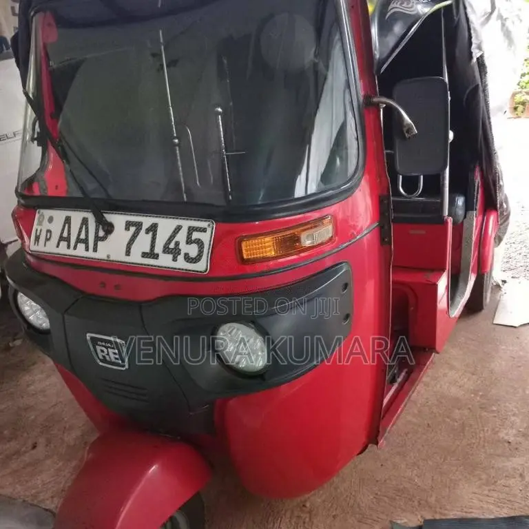 Bajaj 4 Stroke 2014 Three Wheel (Used)