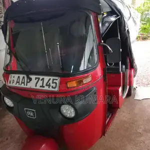 Bajaj 4 Stroke 2014 Three Wheel (Used)