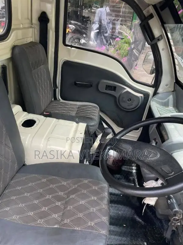 Tata Dimo Batta 2011 Lorry (Used)