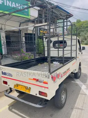 Tata Dimo Batta 2011 Lorry (Used)