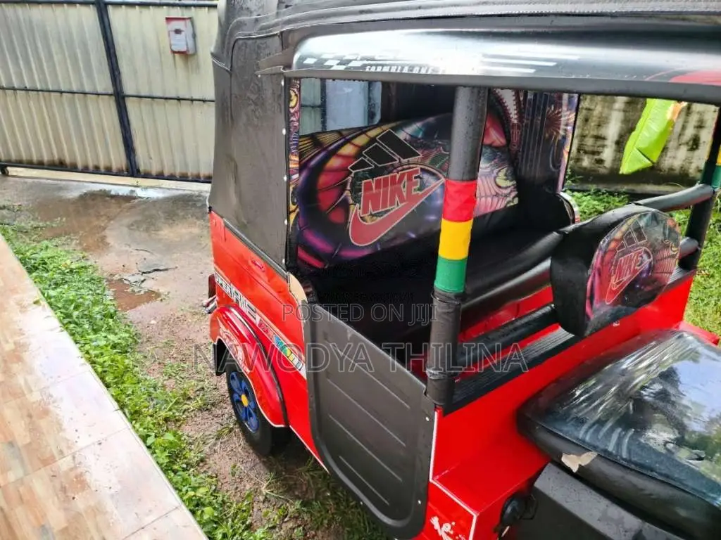 Bajaj RE 2015 Three Wheel (Used)