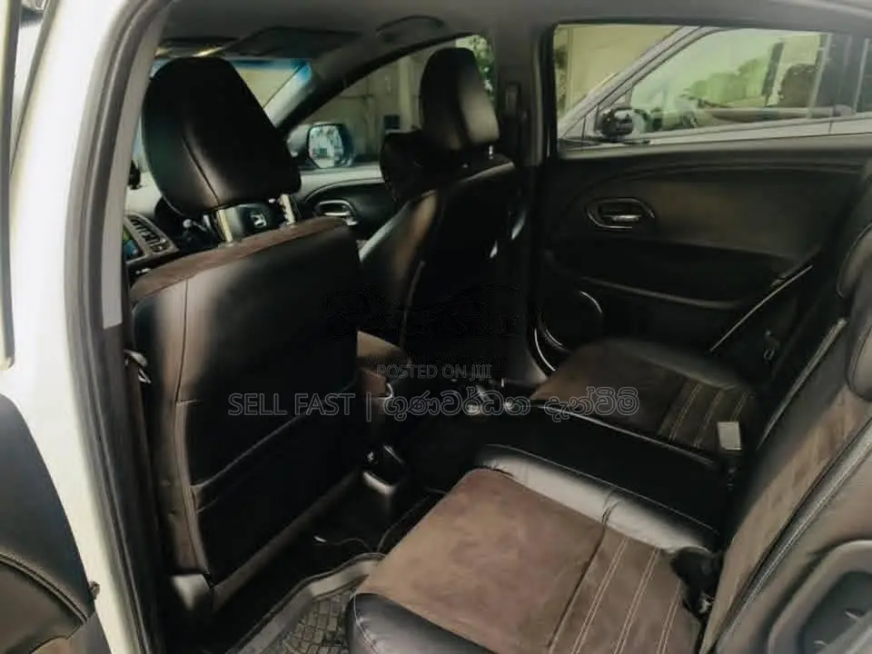 Honda Vezel Rs Sensing 2017 SUV (Used)