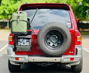 Mitsubishi Montero 2005 SUV (Used)
